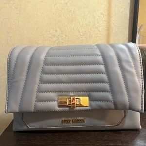 Steve Madden purse